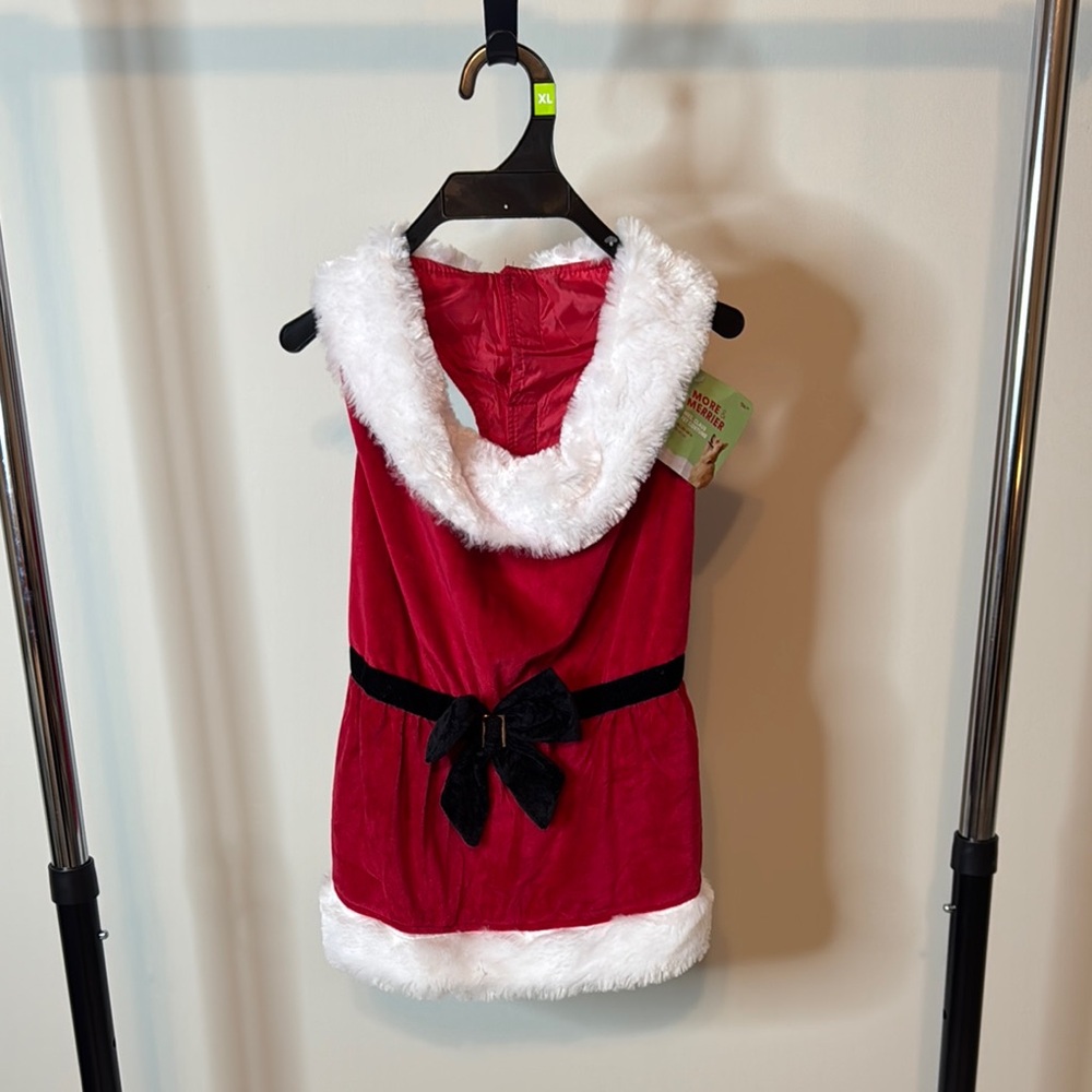 Mrs. Clause pet costume  size XL brand :more & Merrier